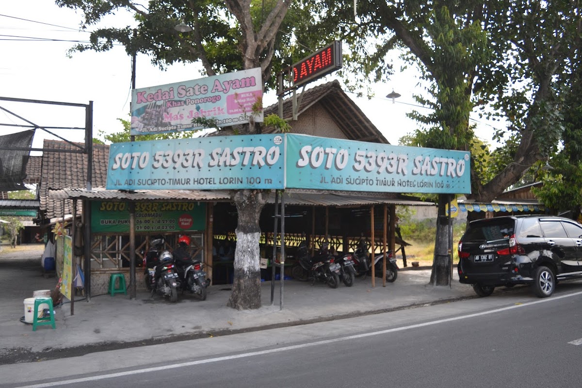 Soto Seger Sastro ( Pusat ) Blulukan